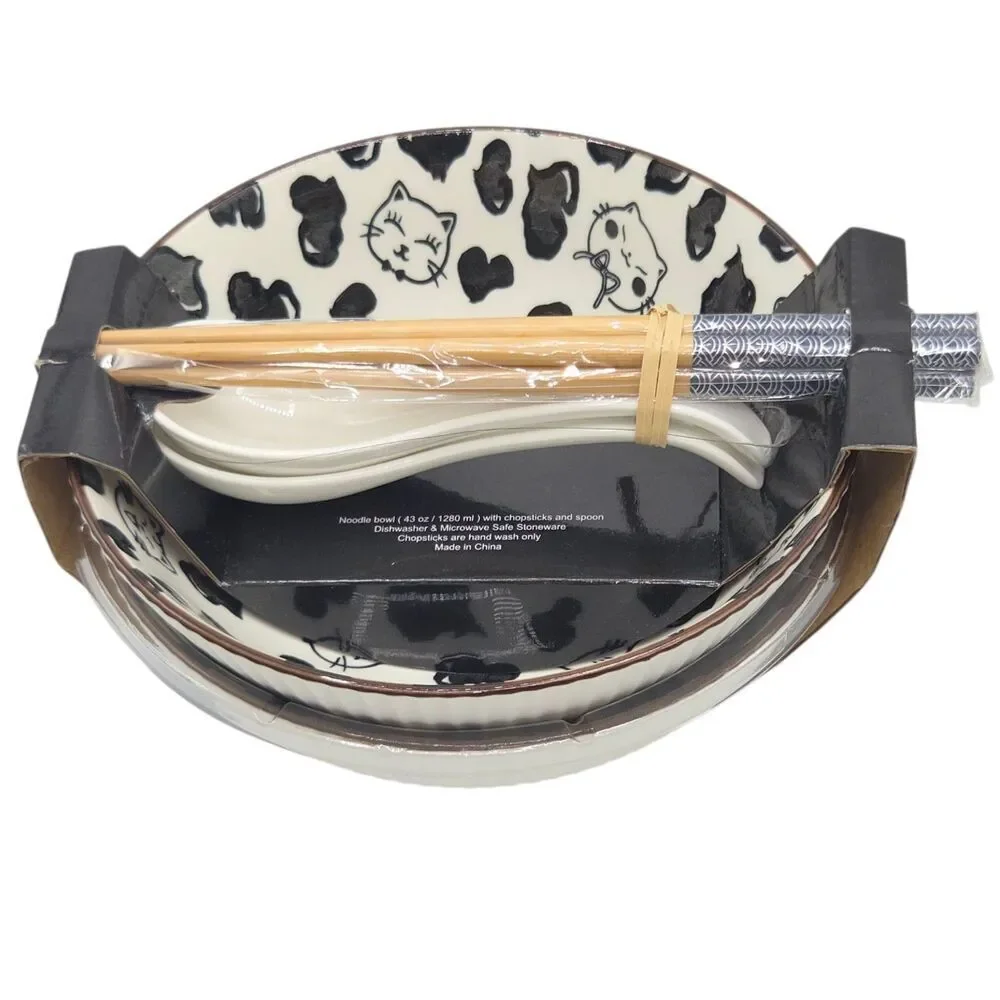 SH Home Set of 2 Cats Ceramic Ramen Noodle Bowl 43oz With‎ Chopsticks And Spoons
